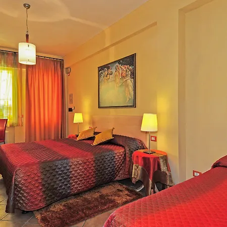 Ai Cipressi B&B 루카