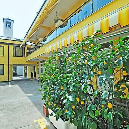 Ai Cipressi Frühstückspension