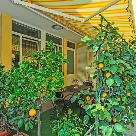 Ai Cipressi Bed & Breakfast Lucca